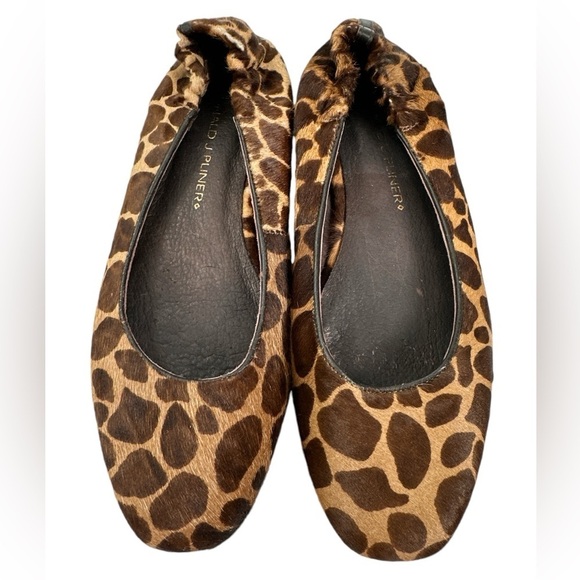 Donald J Pliner Boli H9 Camel Expresso Giraffe Calf Hair Ballet Flats 6.5 - Picture 2 of 13